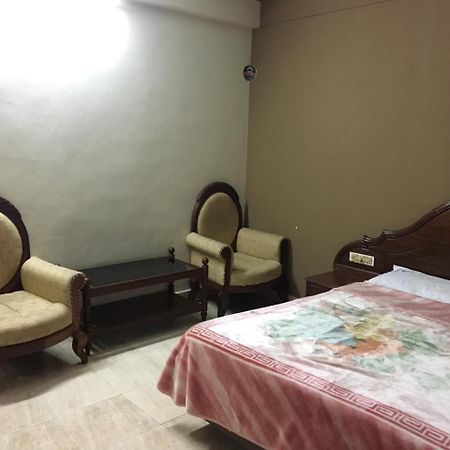 Hotel Royal Wings Nedumbassery Eksteriør billede